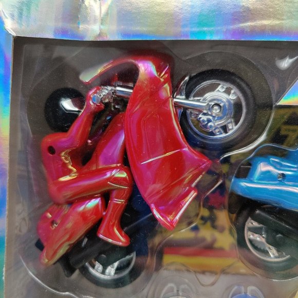 Motorcycle Model Kit Design & Paint by Faber Castell Adults & Kids Racer Bikes - Picture 4 of 6